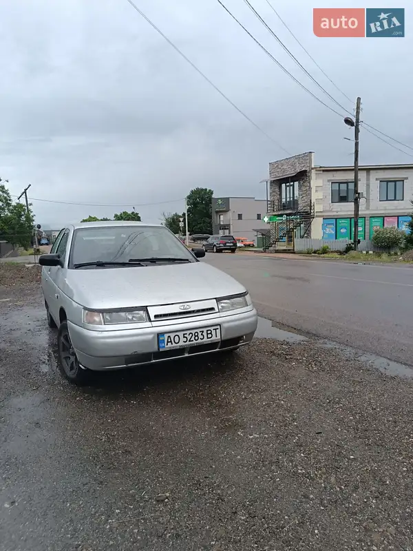 2004 vaz 21122