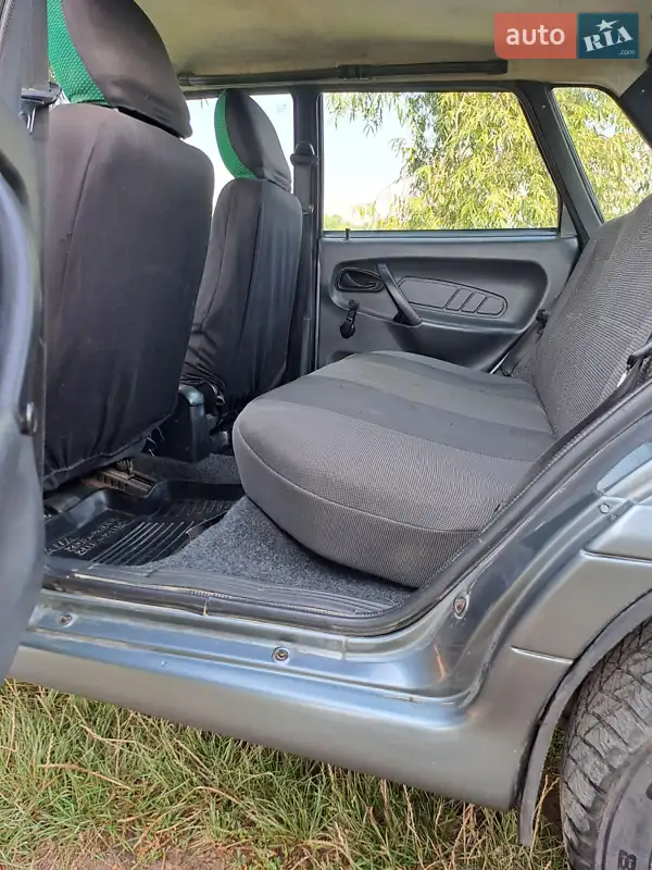 2010 vaz 21154