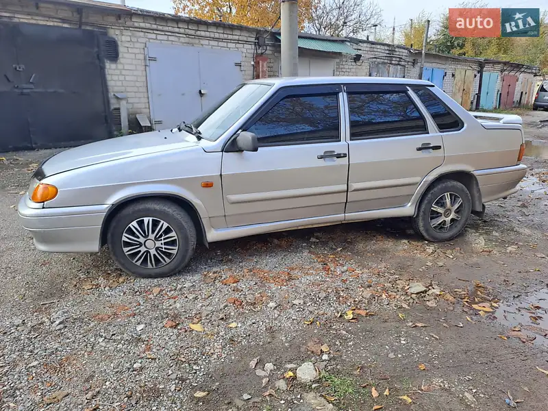 2011 vaz 211540