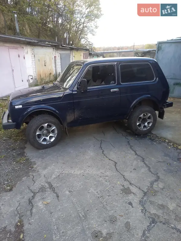 2005 vaz 21213