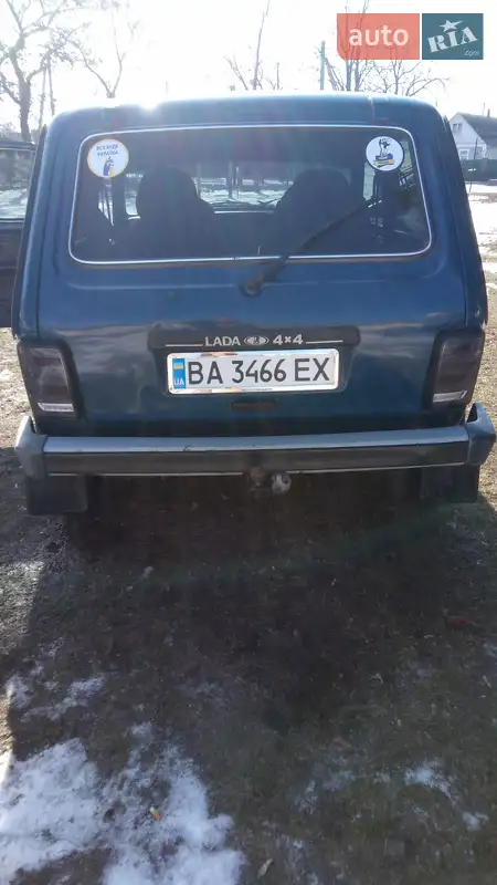2010 vaz 212140