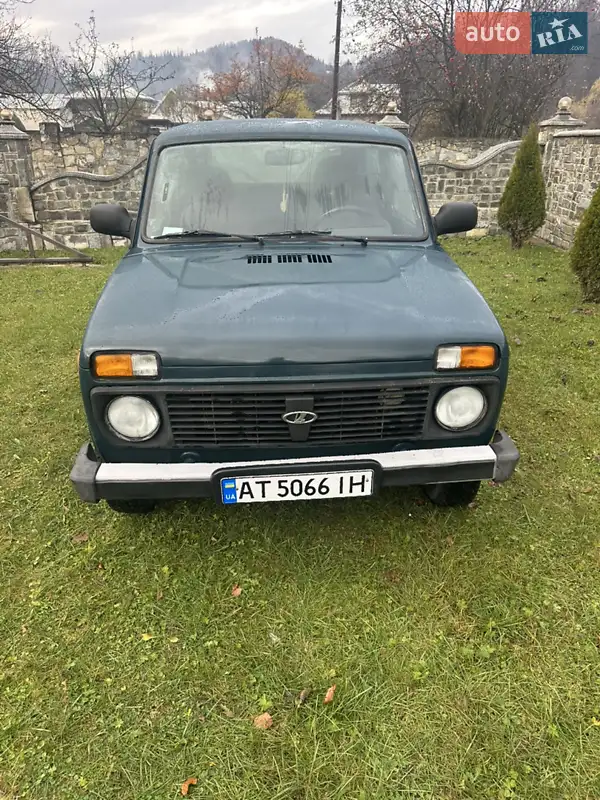 2011 vaz 212140