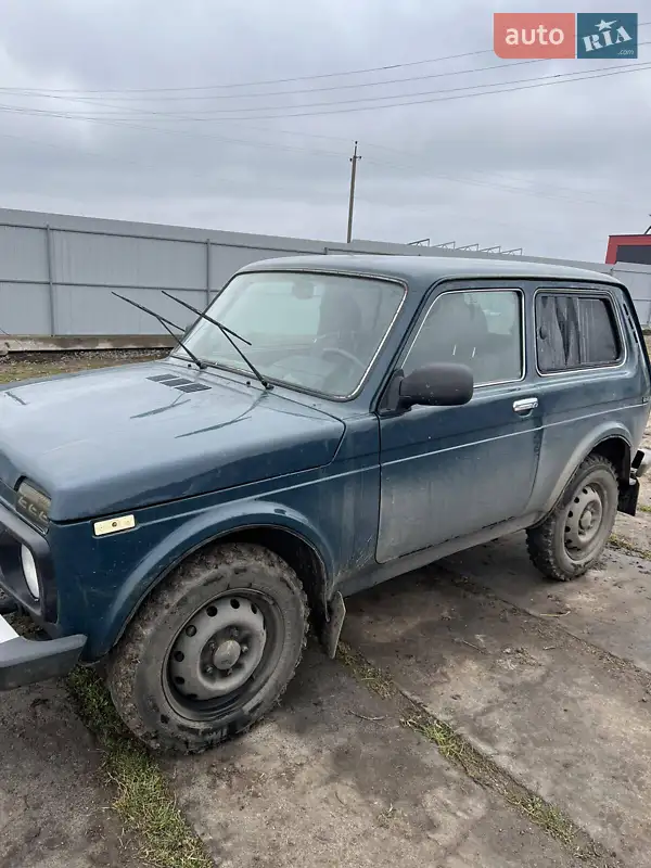 2011 vaz 212140