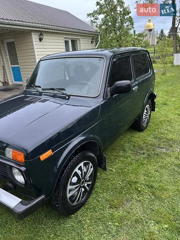 2012 vaz 212140