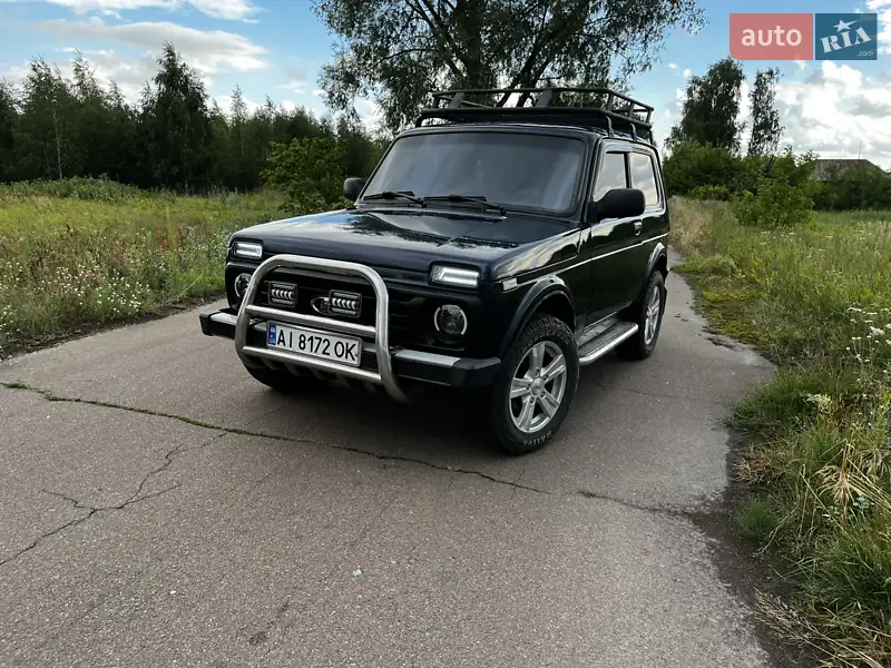 2015 lada 212140