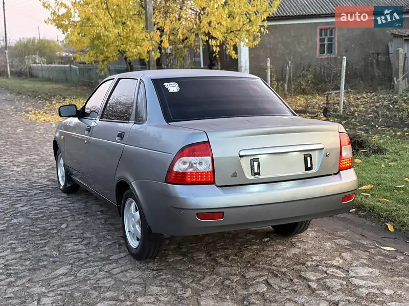 2008 vaz 217030