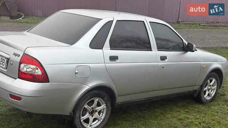 2008 vaz 217030