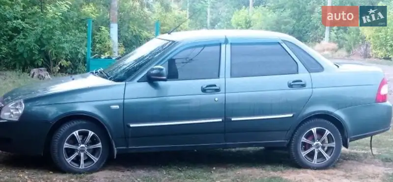 2012 vaz 217030
