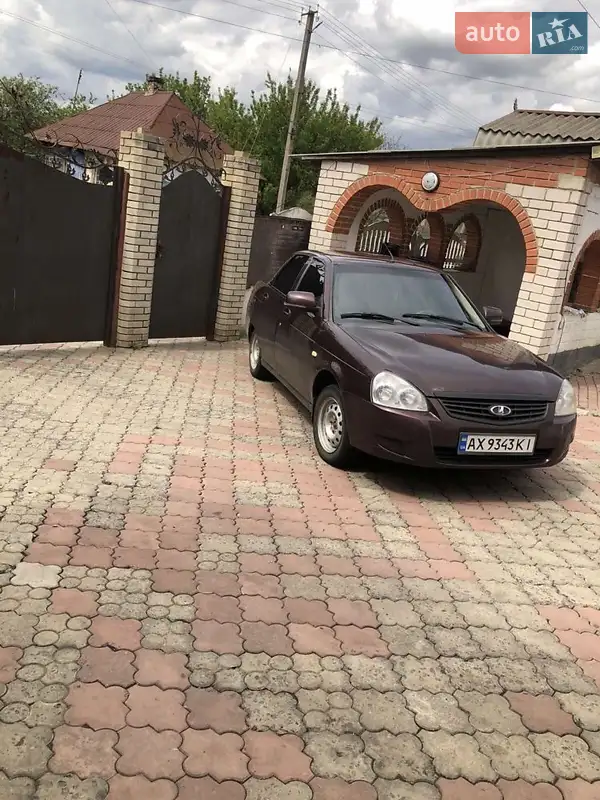 2012 vaz 217030