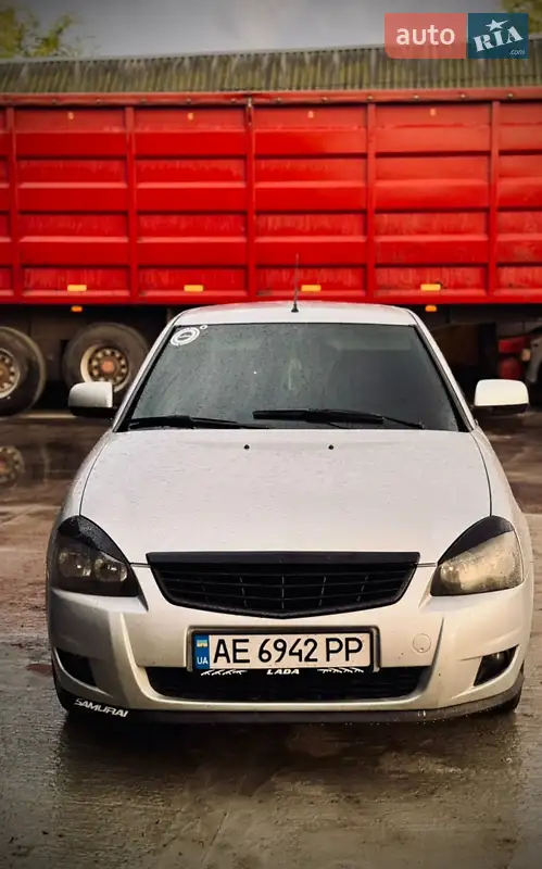 2011 vaz 217230