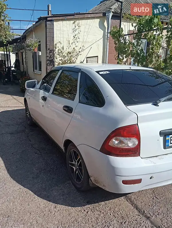 2012 vaz 217230