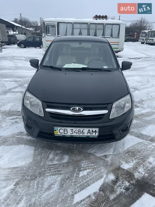 2014 lada 219010