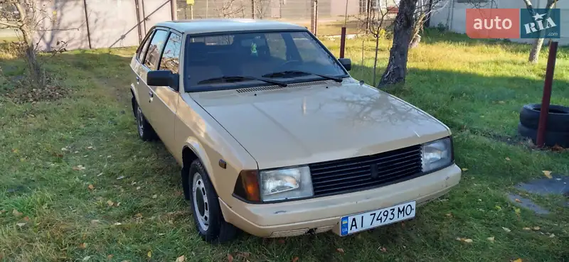 1990 moskvych-azlk 2141