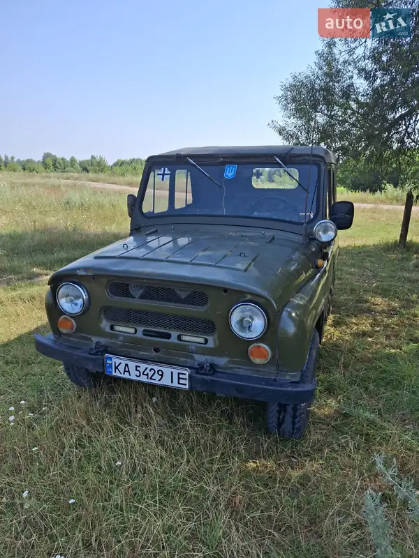1989 uaz 31512
