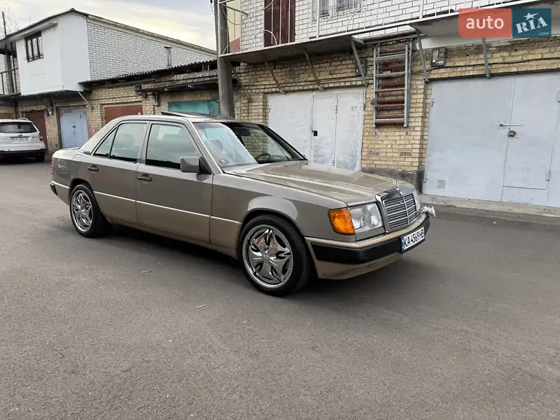 1990 mercedes-benz 230 e