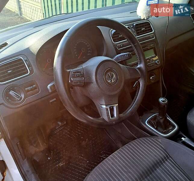 2011 volkswagen polo