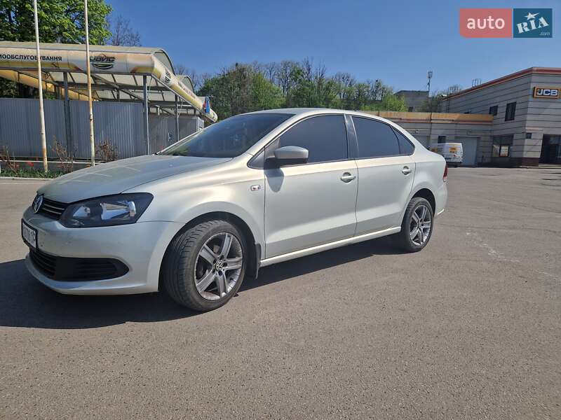 2011 volkswagen polo