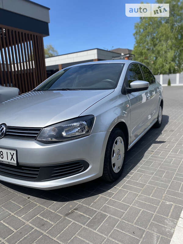 2011 volkswagen polo