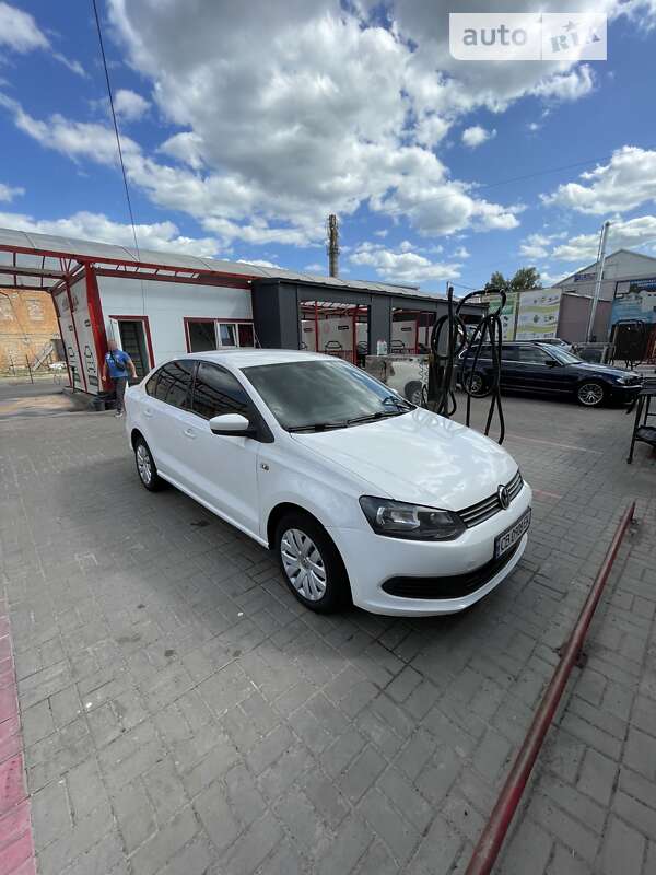 2011 volkswagen polo