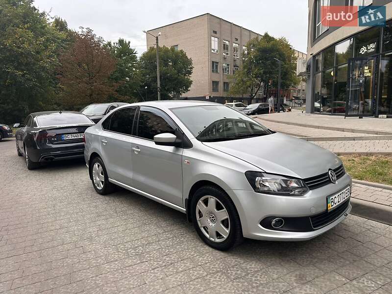 2011 volkswagen polo