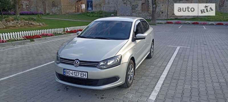 2012 volkswagen polo