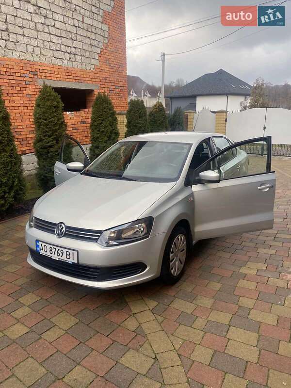 2012 volkswagen polo