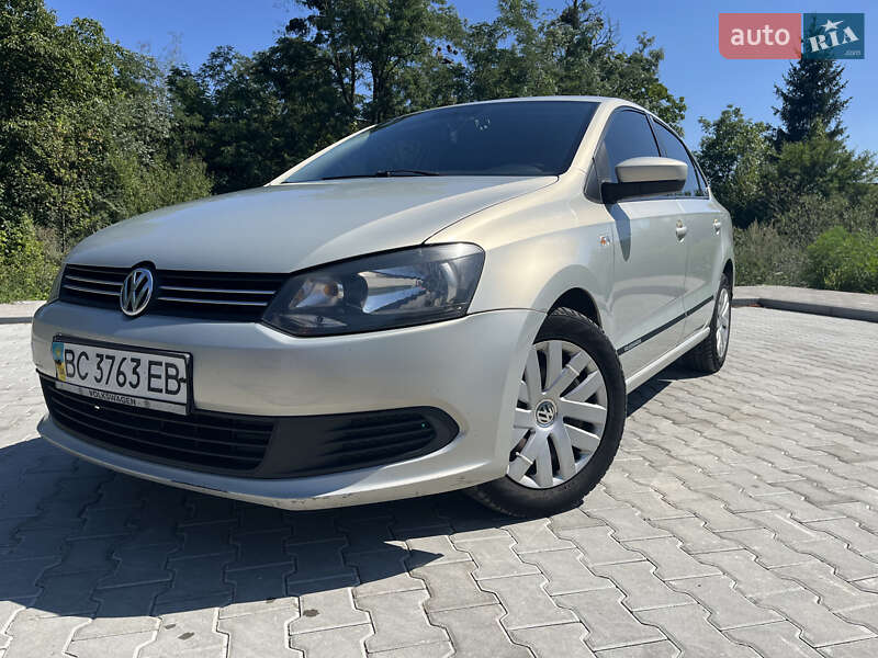 2012 volkswagen polo