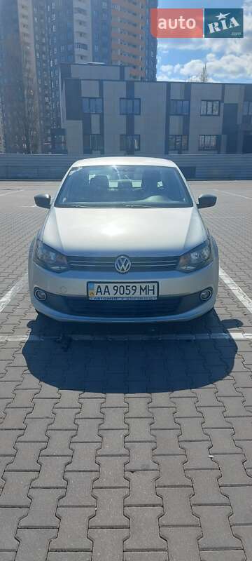 2012 volkswagen polo