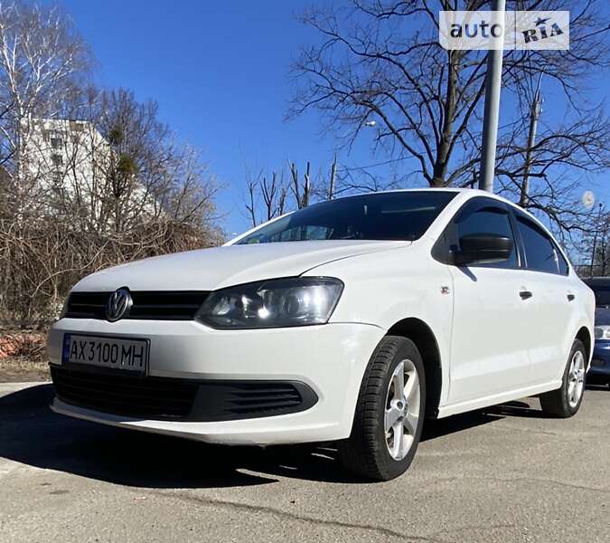 2012 volkswagen polo