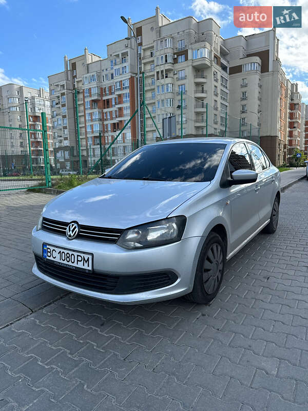 2012 volkswagen polo