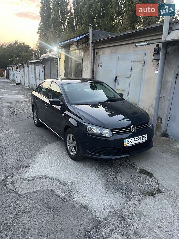 2012 volkswagen polo