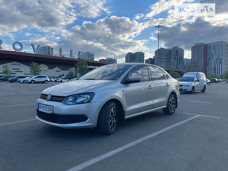 2012 volkswagen polo