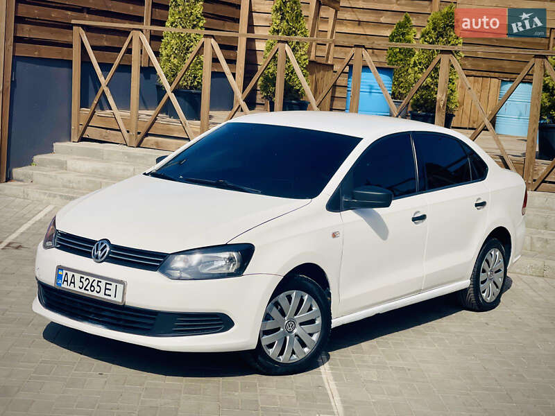 2012 volkswagen polo