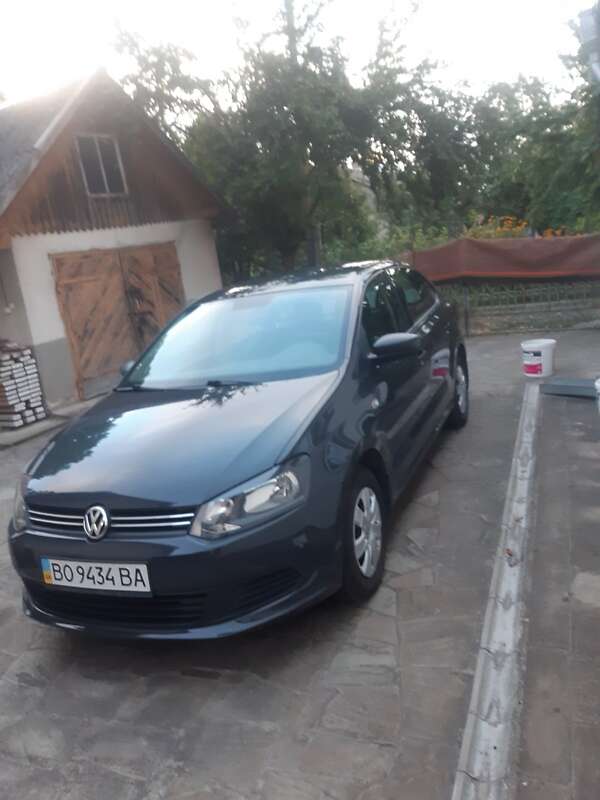 2013 volkswagen polo
