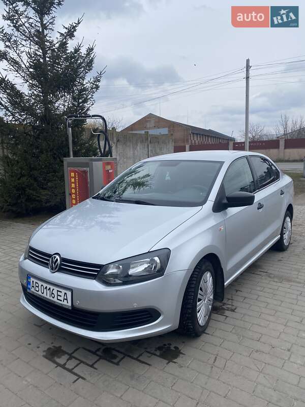 2013 volkswagen polo