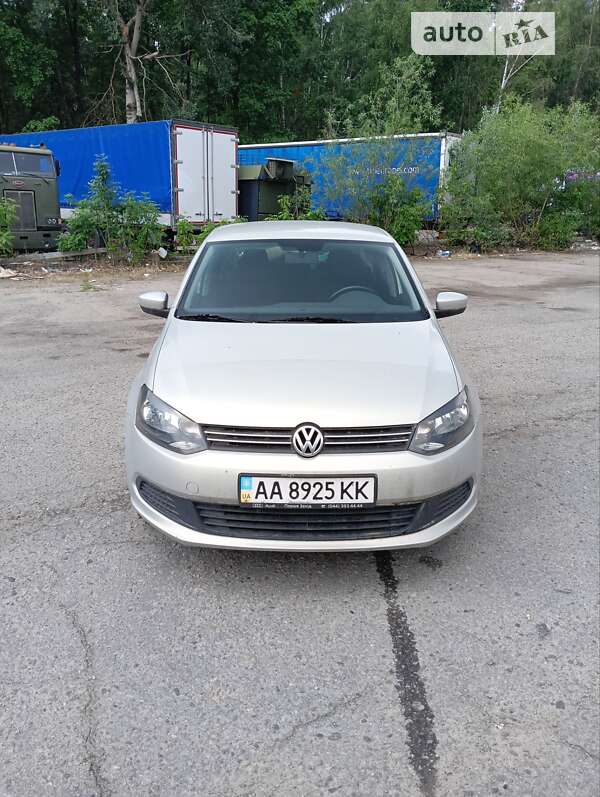 2013 volkswagen polo
