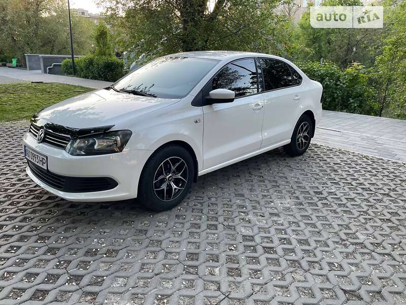 2013 volkswagen polo