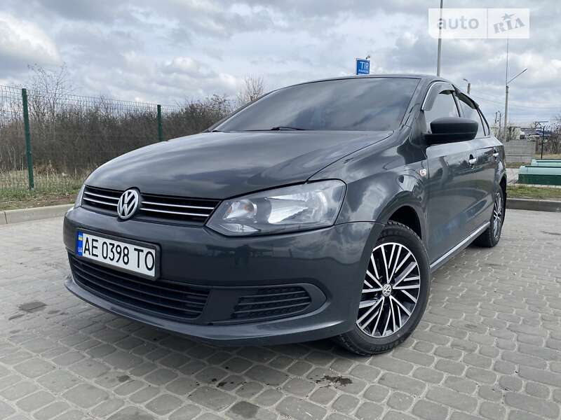 2013 volkswagen polo