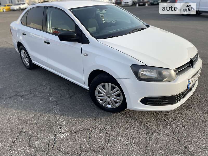 2013 volkswagen polo