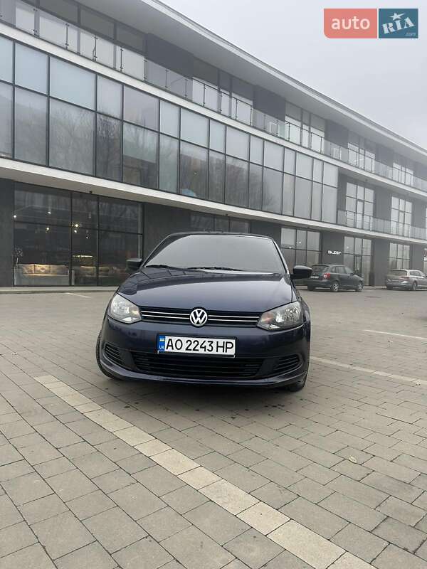 2013 volkswagen polo