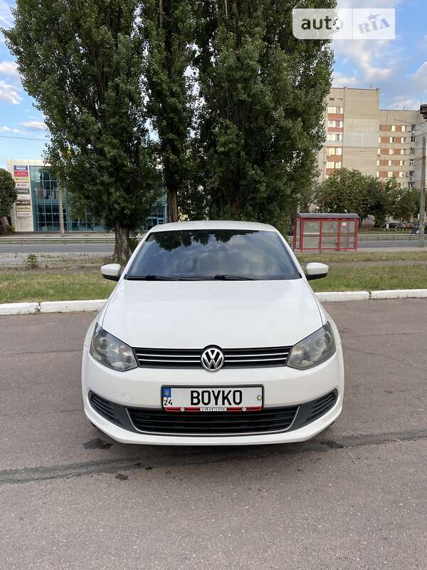 2013 volkswagen polo