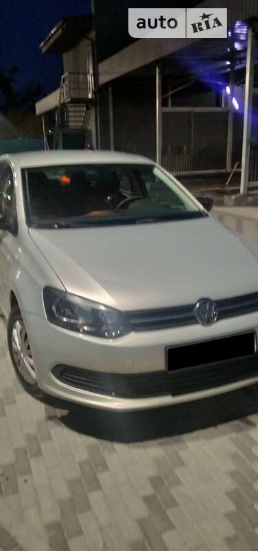 2013 volkswagen polo