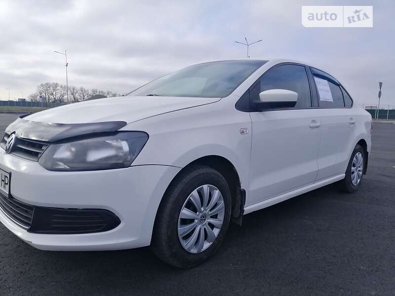 2013 volkswagen polo