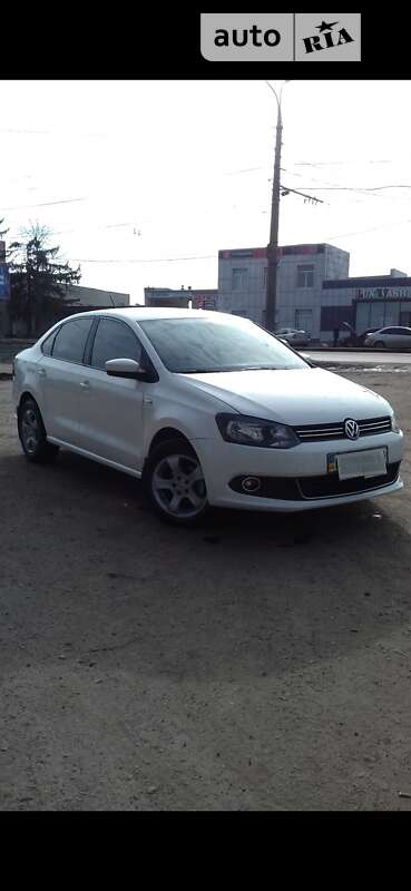 2013 volkswagen polo