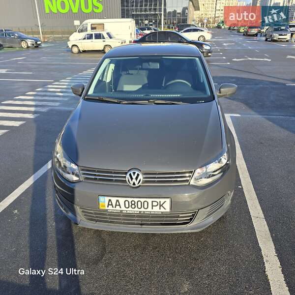 2013 volkswagen polo