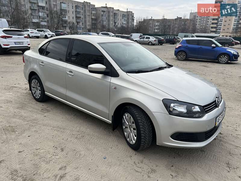 2013 volkswagen polo