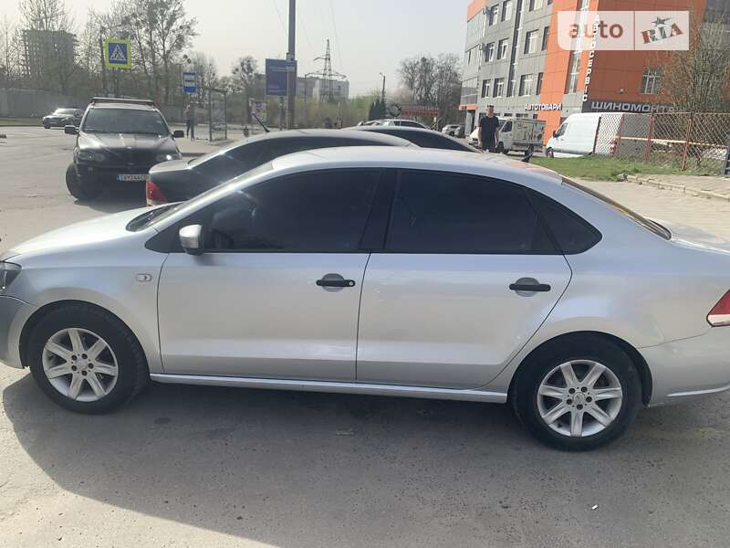 2013 volkswagen polo