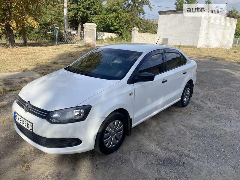 2013 volkswagen polo