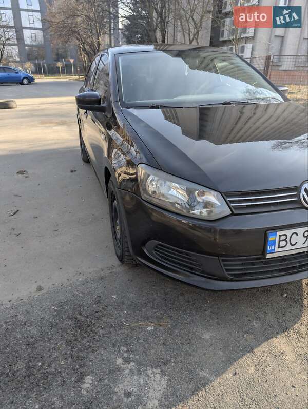 2013 volkswagen polo