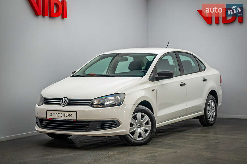 2013 volkswagen polo